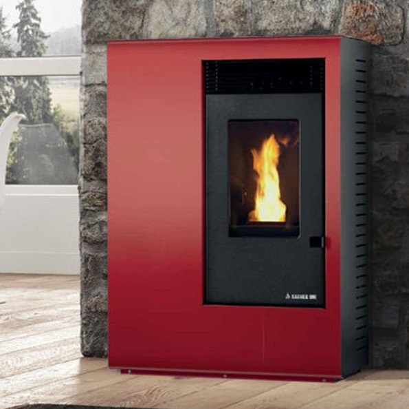 STUFA A PELLET KARMEK ONE MOD. IBIZA S 10,5 KW AD ARIA VENTILATA FORZATA IN ACCIAIO ROSSO